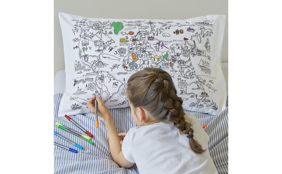 Crayola® Color Me Pillowcase Kit - taie d'oreiller à colorer et à coudre - Licence To Quilt