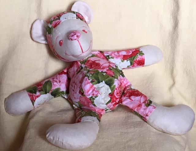 Lily Rose - patron nounours - Licence To Quilt