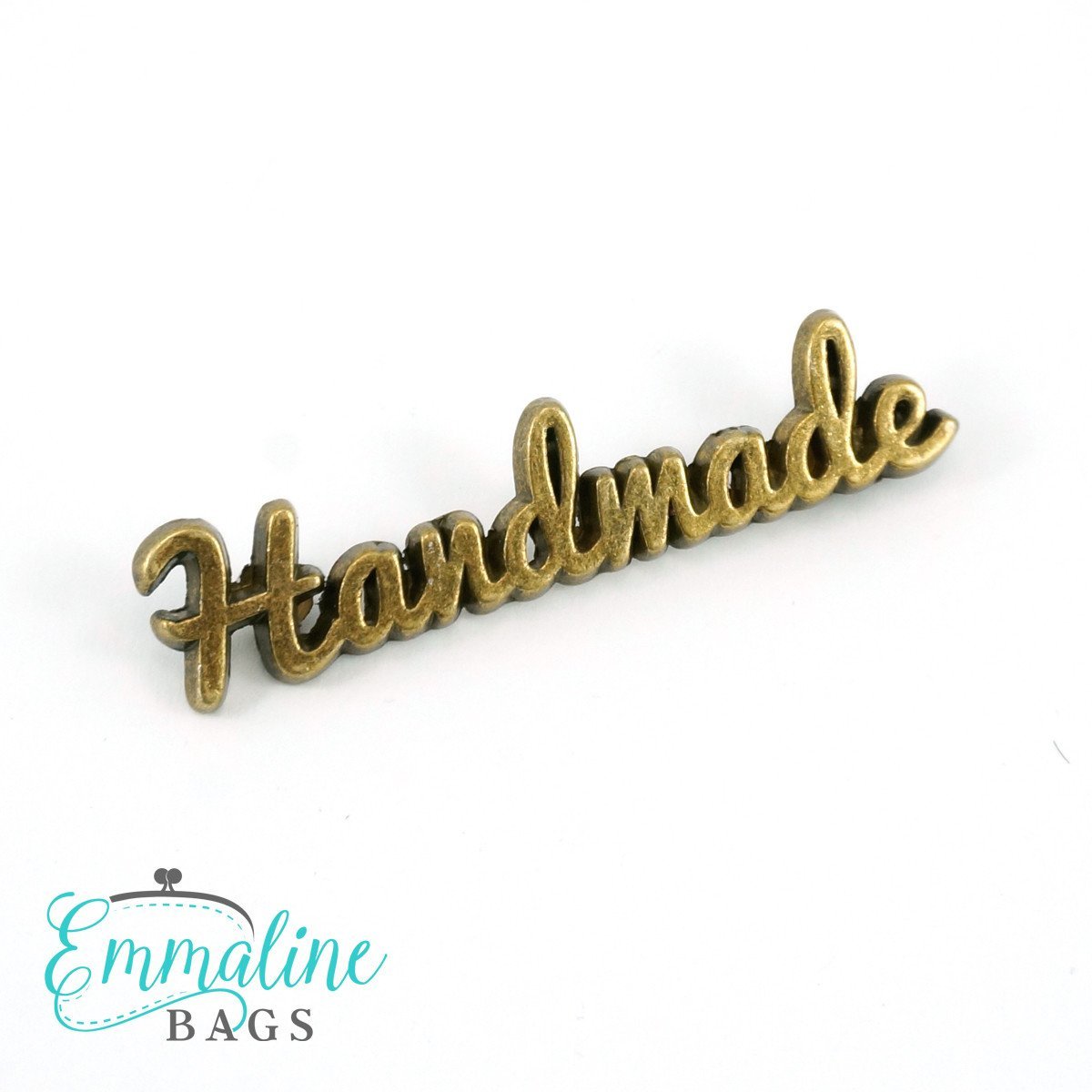 Label Métallique "Handmade"  écriture - Antique Brass - Licence To Quilt